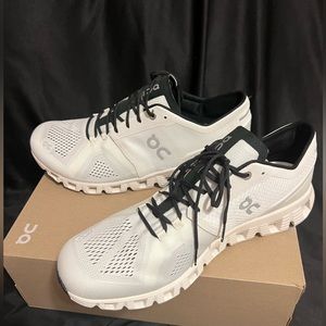 Cloud X White/Black trim